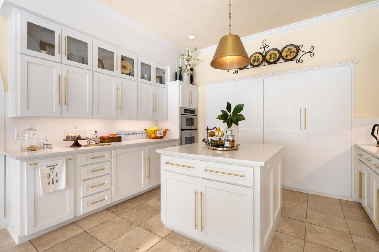The Plantation House Boutique Inn Pflugerville Luaran gambar