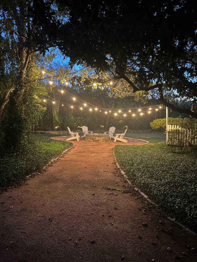 The Plantation House Boutique Inn Pflugerville Luaran gambar