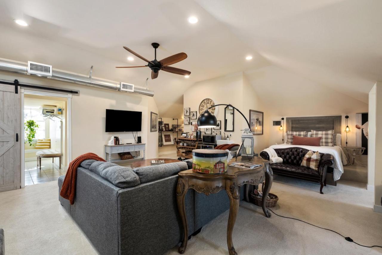 The Plantation House Boutique Inn Pflugerville Luaran gambar