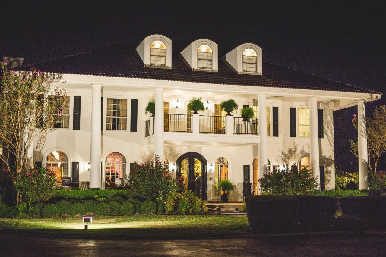 The Plantation House Boutique Inn Pflugerville Luaran gambar