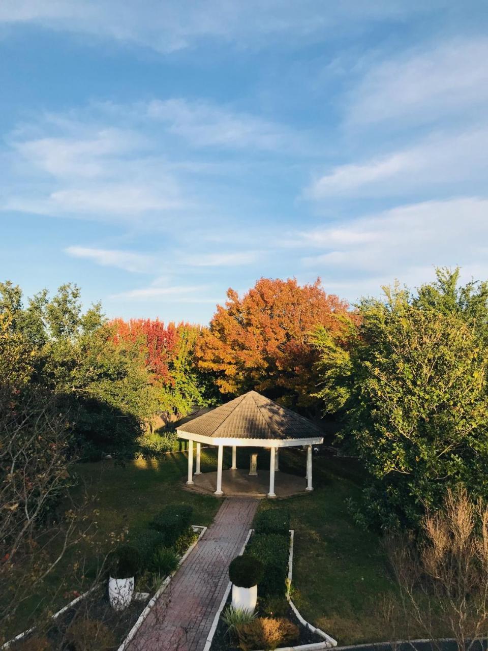 The Plantation House Boutique Inn Pflugerville Luaran gambar