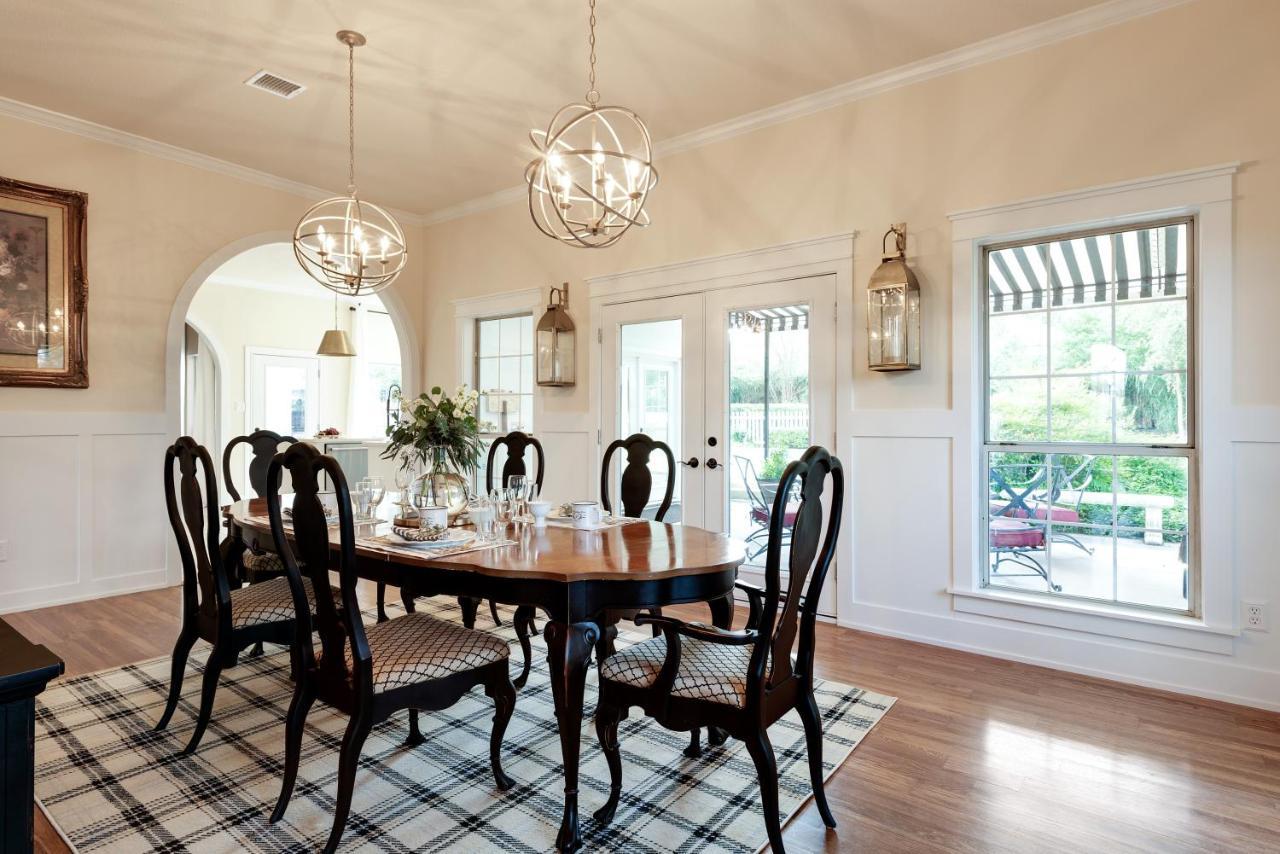 The Plantation House Boutique Inn Pflugerville Luaran gambar
