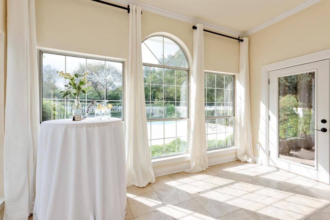 The Plantation House Boutique Inn Pflugerville Luaran gambar