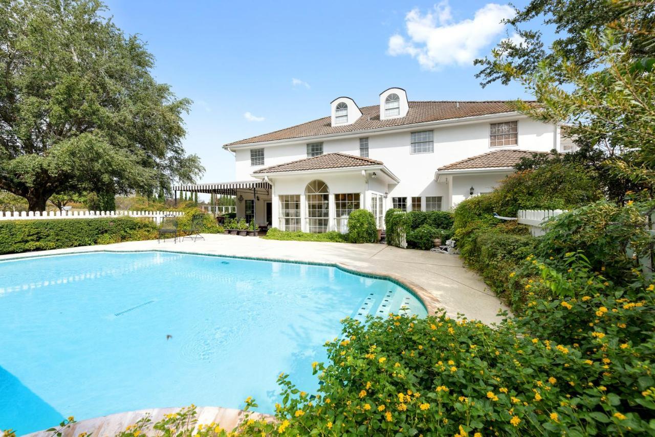 The Plantation House Boutique Inn Pflugerville Luaran gambar